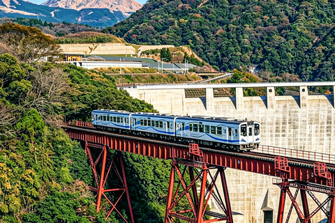 Fukuoka: Mt. Aso, Minamiasu Railway & Kumamoto Castle Tour