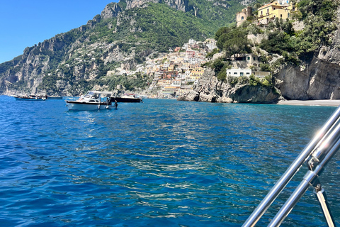 Amalfi Coast Boat Tour from Sorrento or Capri-Positano-Naples Boat tour on the Amalfi Coast from Sorrento