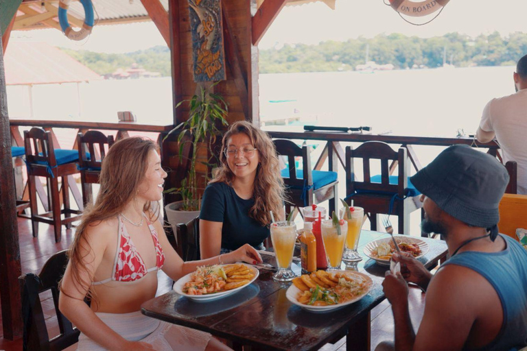 Bocas del Toro: Isla Colón Boat and Snorkeling Tour