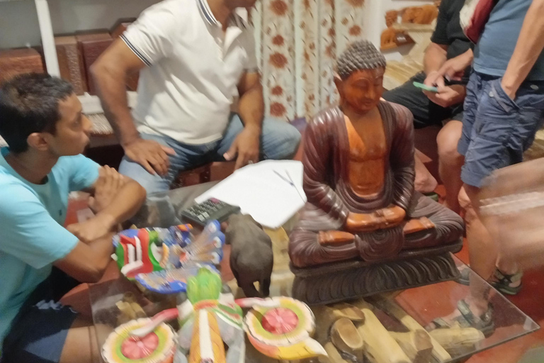 康提：香料园和手工艺人工作室嘟嘟车之旅