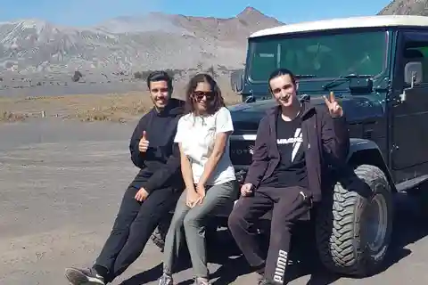 Serving Private tour Bromo-Ijen-tumpaksewu