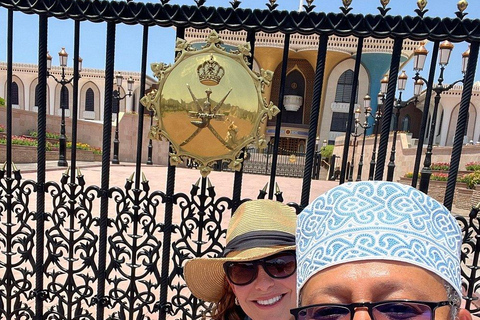 Muscat Full-Day Sharing Experience with Omani Coffee & Bread