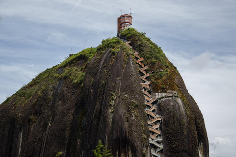 From Medellín: Guatapé and San Rafael 2-Day Adventure