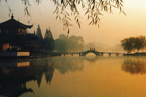 Hangzhou Private Day Trip by Bullet Train from ShanghaiFrom Shanghai: Hangzhou Private Day Trip with Bullet Train