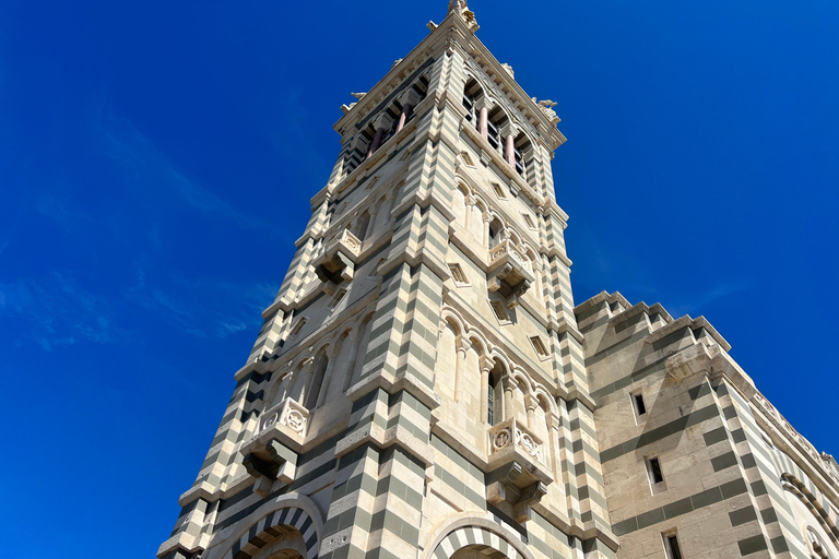 Mellan hav och kullar: i fotspåren av Allauch, Aix, MarseilleAix, Allauch, Marseille: Offentlig