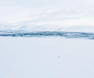 Abisko: Podlodowa wyprawa wędkarska nad jezioro Torneträsk