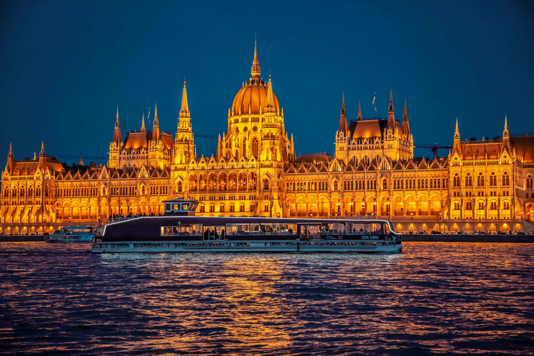 Budapest: Midnight Prosecco Cruise