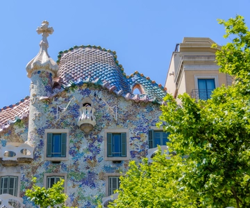 From Costa Brava: Barcelona and Antoni Gaudí's Work Bus Tour