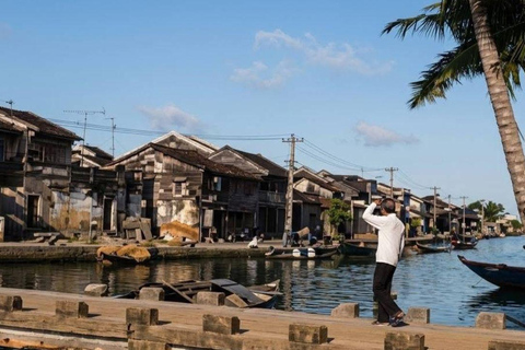 Hoi An Old Town Walking: Trader's Old House & Photo Spot