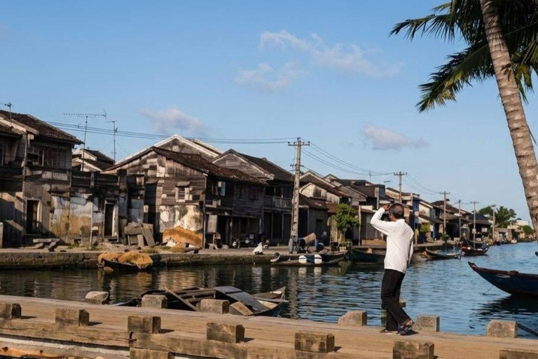 Hoi An Old Town Walking: Trader's Old House & Photo Spot