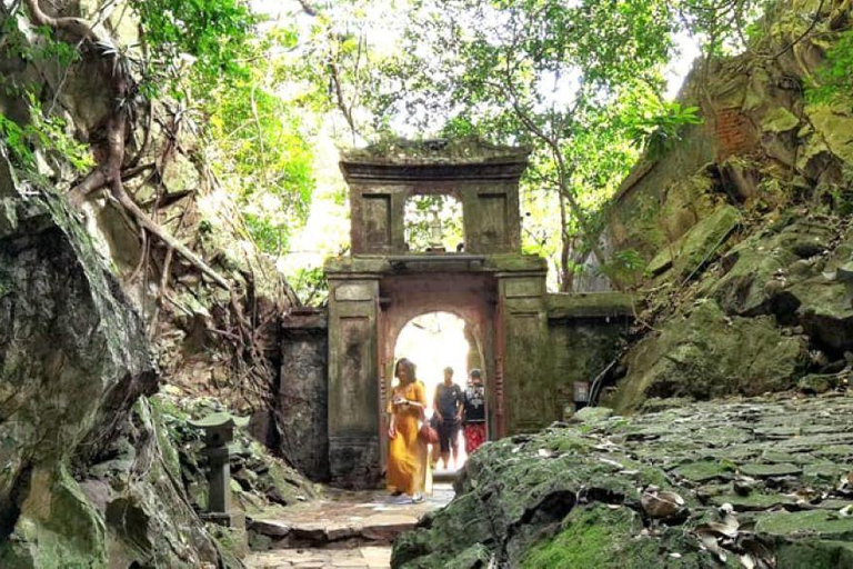 Montanhas de mármore-Montanhas dos macacos-Caverna Am Phu Excursão matinal