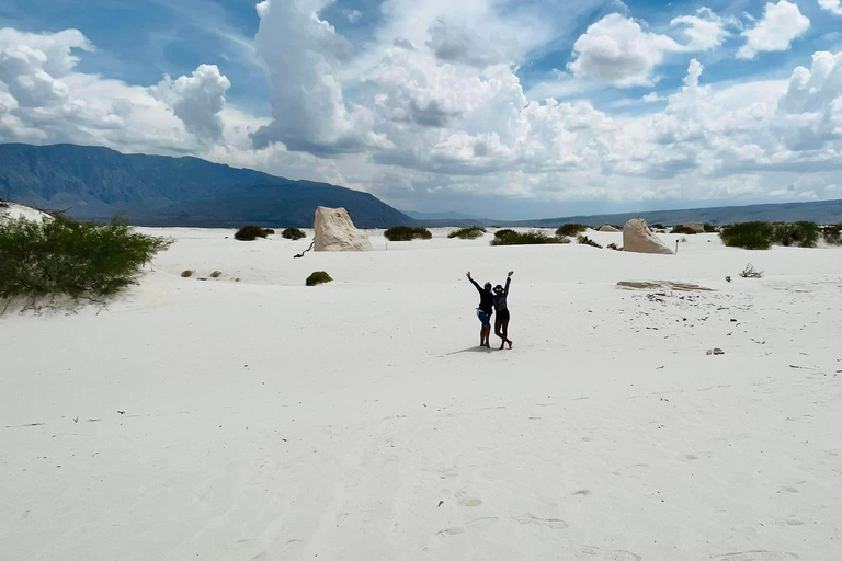 TOUR "Dunas de yeso" with transfer, guide and tickets Monterrey: Gypsum Dunes Expedition