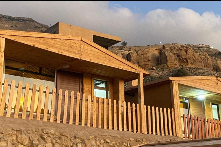 Amman: Dana, Petra, Wadi Rum & Dead Sea 4-Day Tour