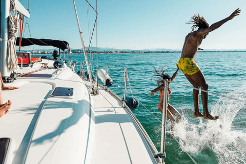 Langkawi: Sunset Cruise with BBQ Dinner & Unlimited Drinks