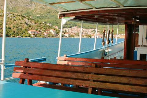 دوبروفنيك: جولة بالقارب ليوم كامل في الكهف الأزرق وجزر إلافيتي