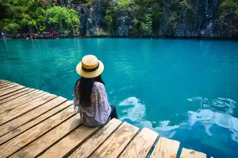 Coron: Barracuda Lake and Reef Garden Tour with Lunch