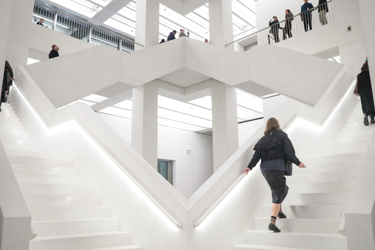 Warsaw: Museum of Modern Art Private Guided Tour