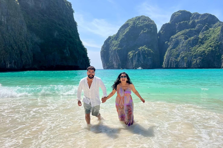 Phuket: Phi Phi & Maya Bay Day Trip + Park Fee & Lunch
