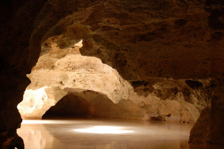 Private Romana city Tour, Cave of Wonders & Horseback riding