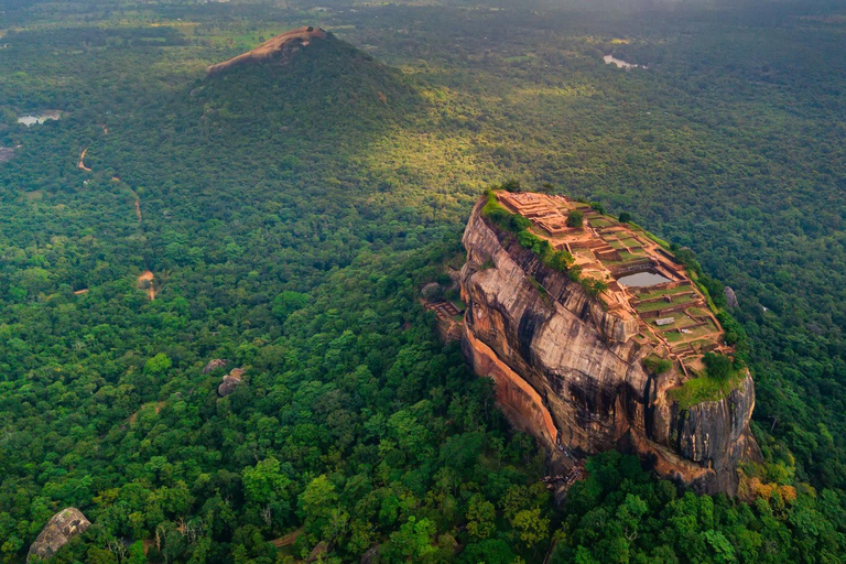 Jednodniowa wycieczka z Kolombo do Sigiriya Lion Rock