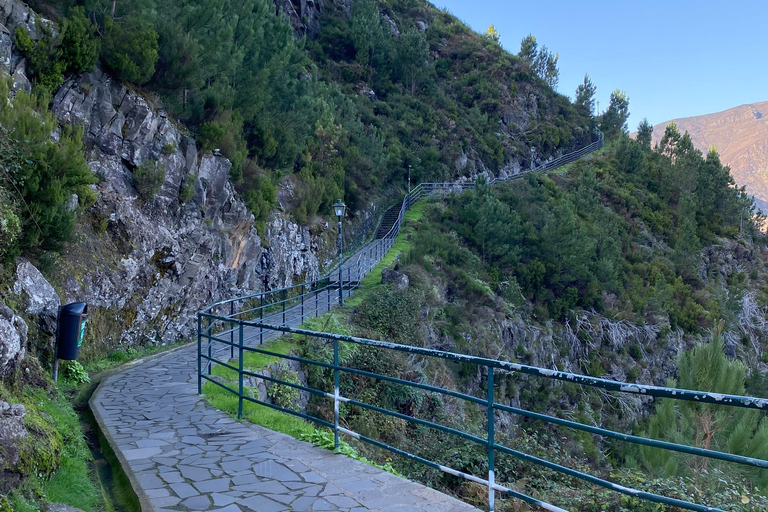 Madeira: Pico do Arrieiro SunrisePico do Arrieiro Sunrise tour