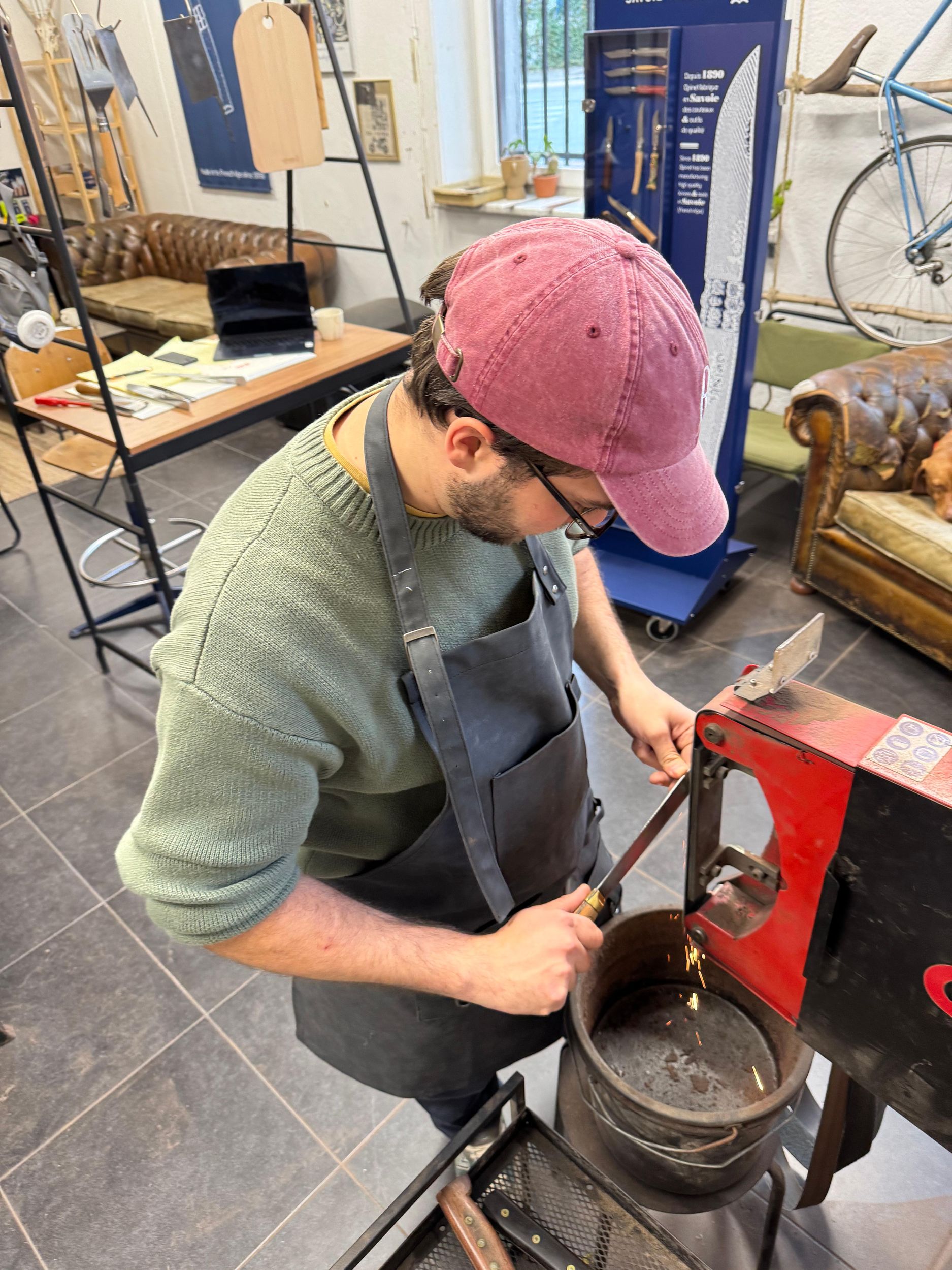 Oosterzele: Ganztägiger Messerbau-Workshop