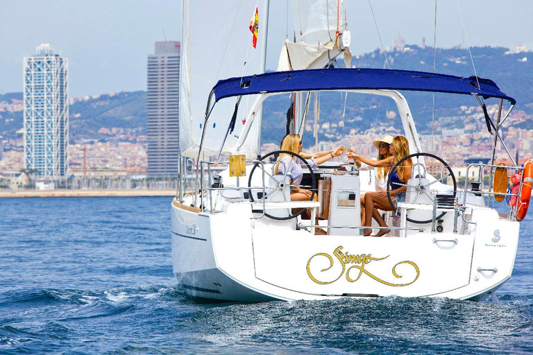 Barcelona: Private Sailing Trip with Drinks & Snacks (max 9) 3-Hour Trip