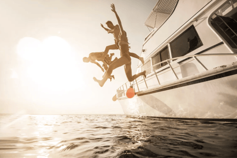 Hurghada: Swim with Dolphins & Full-Day Dolphin House Cruise Full day trip: Pickup from SomaBay & Safaga