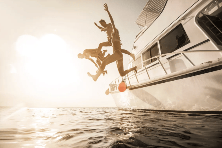 Hurghada: Swim with Dolphins & Full-Day Dolphin House Cruise Full day trip: Pickup from SomaBay & Safaga