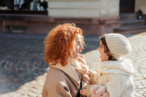 Bucharest: Old Town Essentials Private Photoshoot Super Premium: 75 Photos | 90 mins