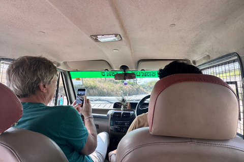 Wild Life Jeep Safari Tour in Bannerghatta mit Pvt Transfer