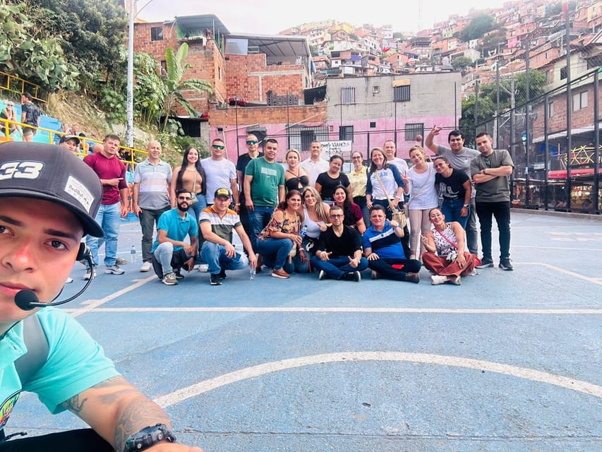 self guided tour comuna 13