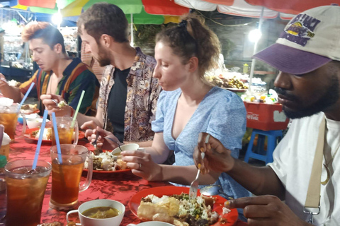 Ubud Traditional Night Market Food Tour-All Inclusive