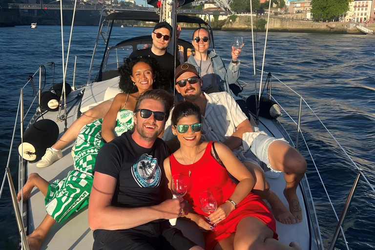 Porto: Charming Sailboat Cruise Sunset