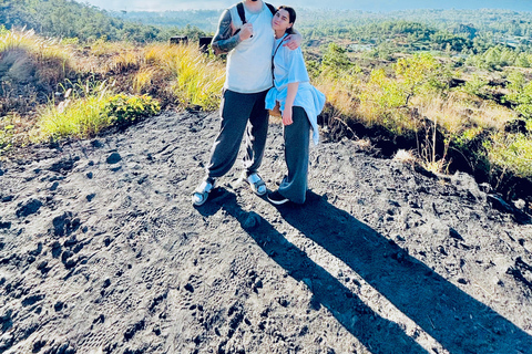 Esperienza in jeep o trekking all'alba sul Monte Batur + colazioneMonte Batur: escursione all'alba con colazione (punto d'incontro)
