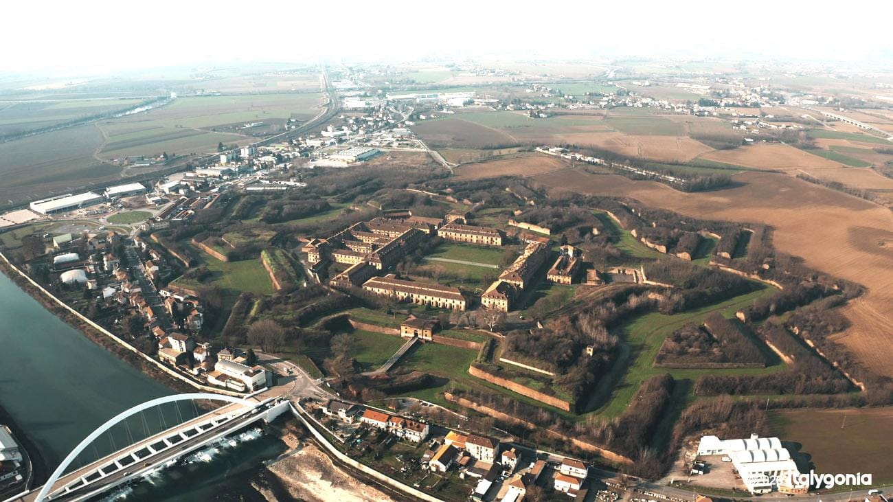 Private Tour durch Alessandria: Geheimtipps & historisches Zentrum