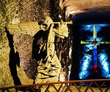 Ingresso de adulto estrangeiro para a catedral de sal de Zipaquira