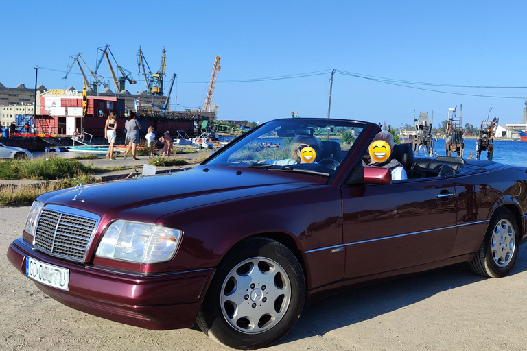 Gdańsk: City of Freedom - Local Guided Cabrio Tour Gdańsk: City of freedom - local guided cabrio scenic ride