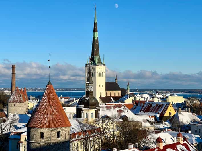Guided Tallinn Old Town Walking Tour