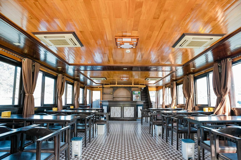 Z Cat Ba/Hanoi: 1-dniowa wycieczka do zatoki Lan Ha i lekcja gotowaniaZ Hanoi: 1-dniowa wycieczka nad zatokę Lan Ha i lekcja gotowania