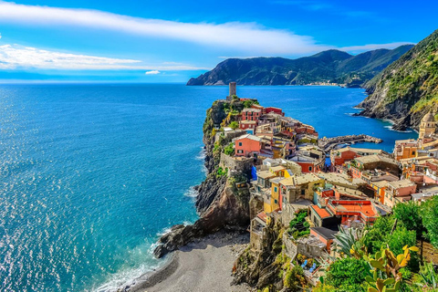 Cinque Terre: Hybrid Boat Tour with Swimming Stop
