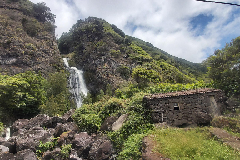 São Jorge Island: Guided Hike to Caldeira de Santo Cristo
