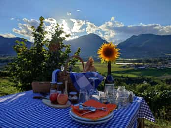 Trentino Agriconda: Picknick bei Sonnenuntergang mit Korb Maserac