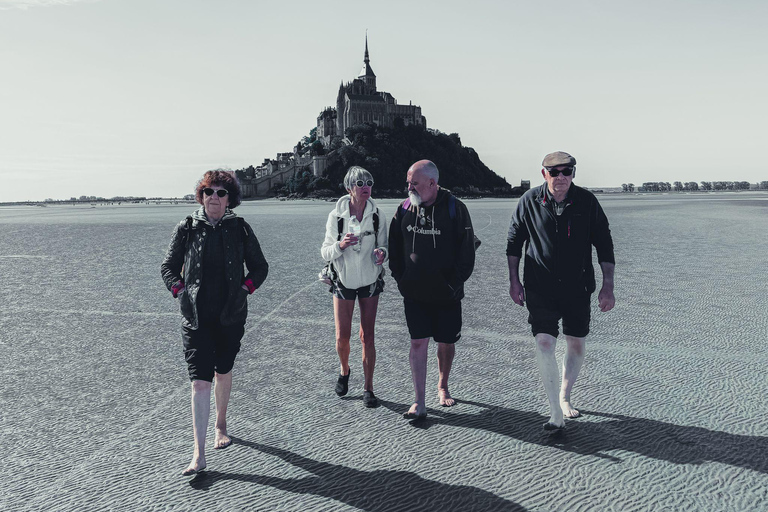 Bay of Mont Saint-Michel : Quicksands + Crossing on foot Bay of Mont Saint-Michel : Crossing the bay on foot