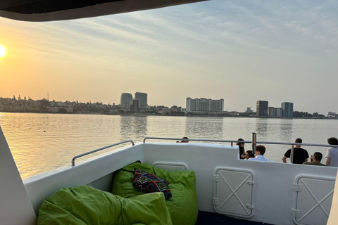 Croisière au coucher du soleil dans la baie de Maputo