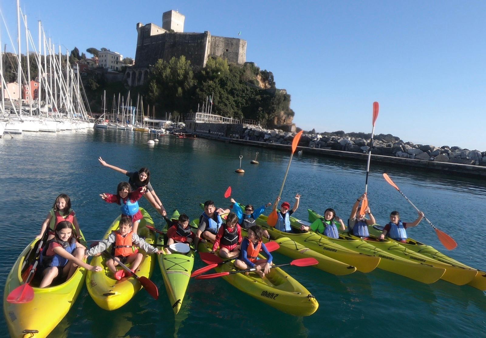 Lerici: Kajaktour nach Tellaro und zu den versteckten Buchten