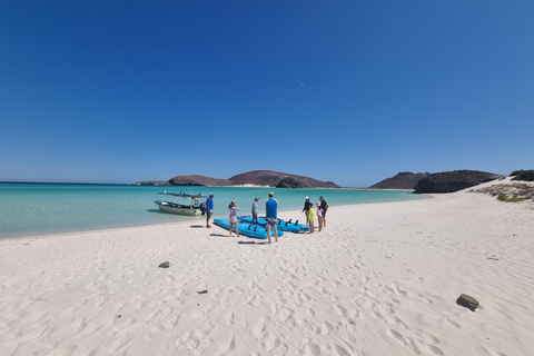 La Paz: Sea Lions & Mega-Paddleboard Tour in Balandra