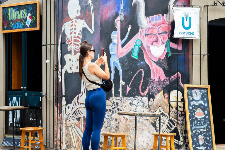 أواكساكا: جولة فن الموت سيرًا على الأقدام