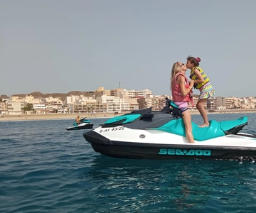 Alicante: Sessione di moto d'acqua 1h. con istruzioni e foto