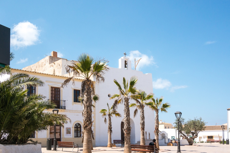 Vanuit Sant Antoni: Boot transfer naar FormenteraVan Sant Antoni: retourboottransfer naar Formentera